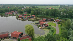Lakeside Cottage De Rijd